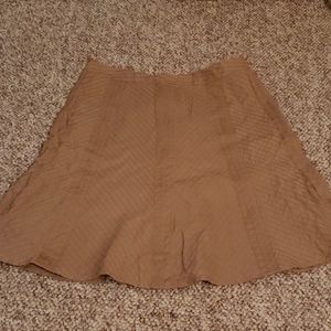 Gap skirt